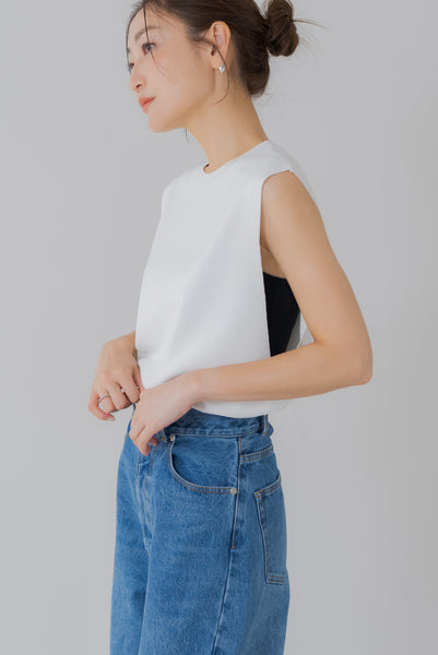 【7月14日(月)20:00〜 販売開始】サイドオープンノースリニット｜SIDE OPEN NO SLEEVE KNIT