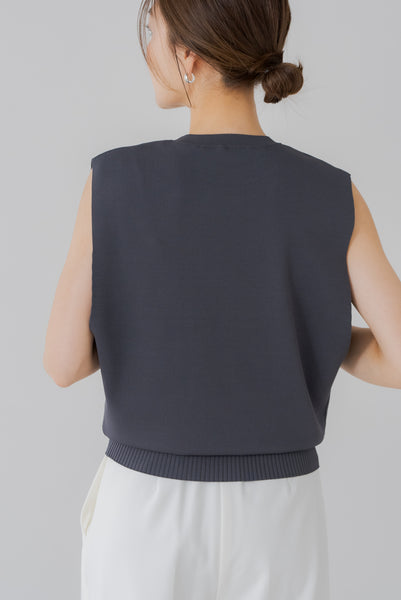 【7月14日(月)20:00〜 販売開始】サイドオープンノースリニット｜SIDE OPEN NO SLEEVE KNIT