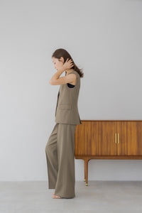 スクエアネックベスト｜SQUARE NECK VESTの通販｜regleam