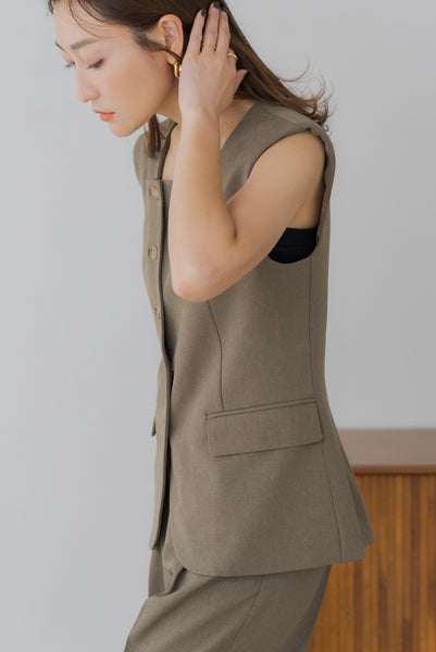 【7月23日(水)20:00〜 販売開始】スクエアネックベスト｜SQUARE NECK VEST
