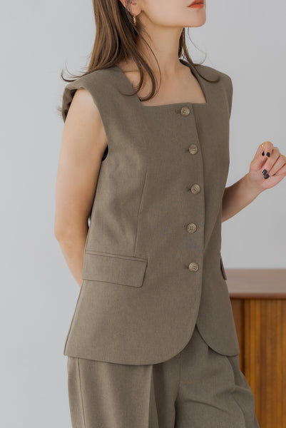 【7月23日(水)20:00〜 販売開始】スクエアネックベスト｜SQUARE NECK VEST