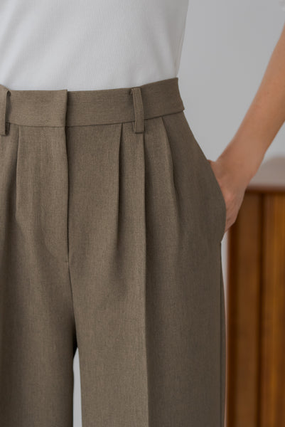 【7月23日(水)20:00〜 販売開始】ベーシックスリータックパンツ｜BASIC THREE TUCK PANTS