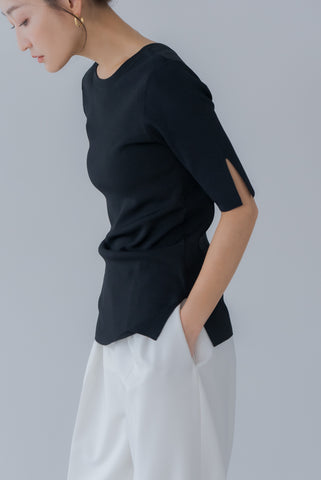 【8月25日(月)20:00〜 販売開始】ベーシックスリットニット｜BASIC SLIT KNIT