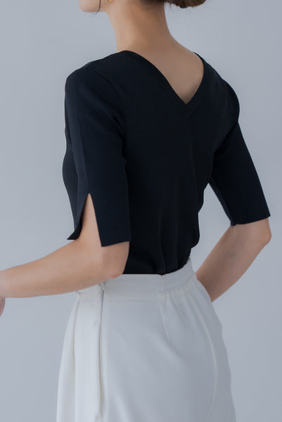 【8月25日(月)20:00〜 販売開始】ベーシックスリットニット｜BASIC SLIT KNIT