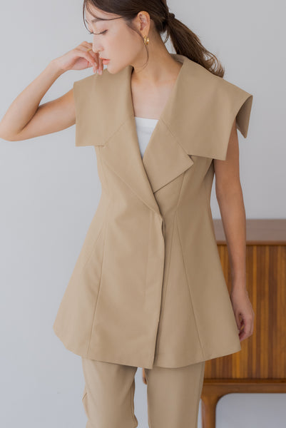 【8月25日(月)20:00〜 販売開始】ビックカラーベスト｜BIG COLLAR VEST