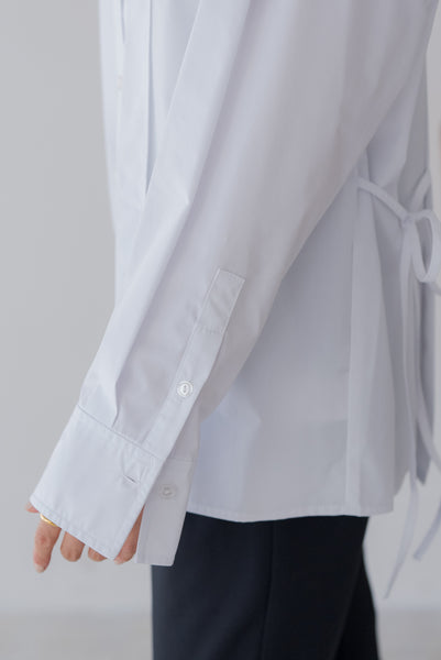 【8月25日(月)20:00〜 販売開始】バックリボンシャツ｜BACK RIBBON SHIRT