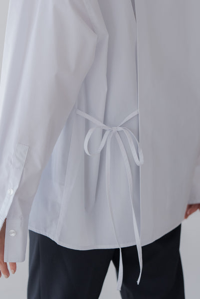 【8月25日(月)20:00〜 販売開始】バックリボンシャツ｜BACK RIBBON SHIRT