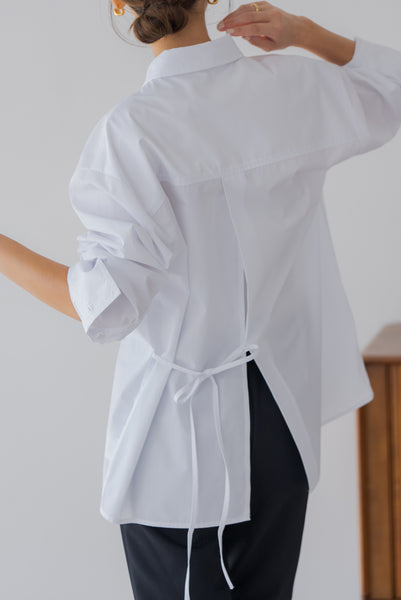 【8月25日(月)20:00〜 販売開始】バックリボンシャツ｜BACK RIBBON SHIRT