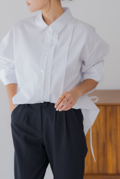【8月25日(月)20:00〜 販売開始】バックリボンシャツ｜BACK RIBBON SHIRT
