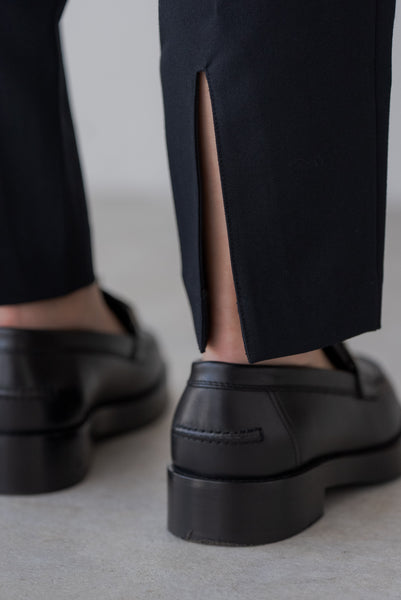 【8月25日(月)20:00〜 販売開始】バックスリットスティックパンツ｜BACK SLIT STICK PANTS