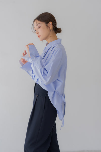 【8月25日(月)20:00〜 販売開始】バックリボンシャツ｜BACK RIBBON SHIRT