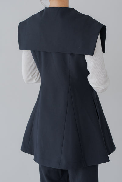 【8月25日(月)20:00〜 販売開始】ビックカラーベスト｜BIG COLLAR VEST