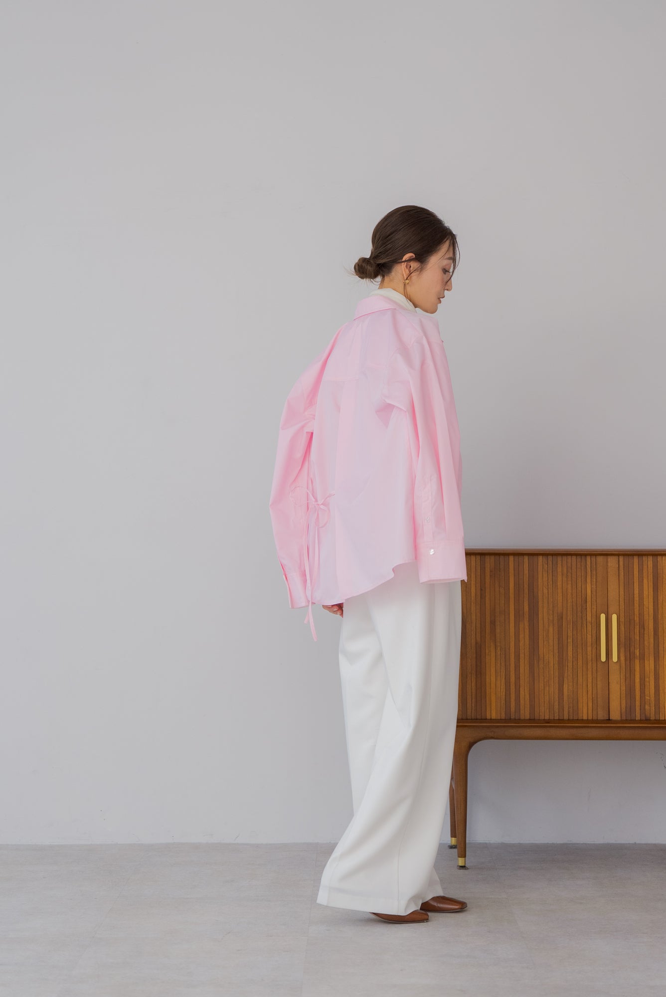 バックリボンシャツ｜BACK RIBBON SHIRTの通販｜regleam