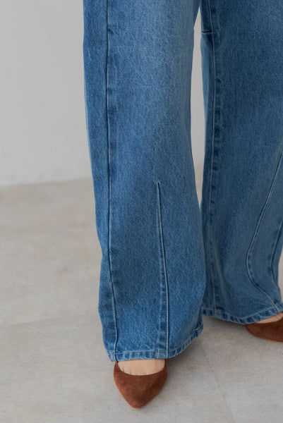 【11月12日(水)20:00〜 販売開始】エンボスカーブデニム｜EMBOSS CURVE DENIM