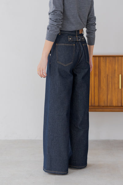 【10月27日(月)20:00〜 販売開始】シンチバックデニム｜CINCH-BACK DENIM