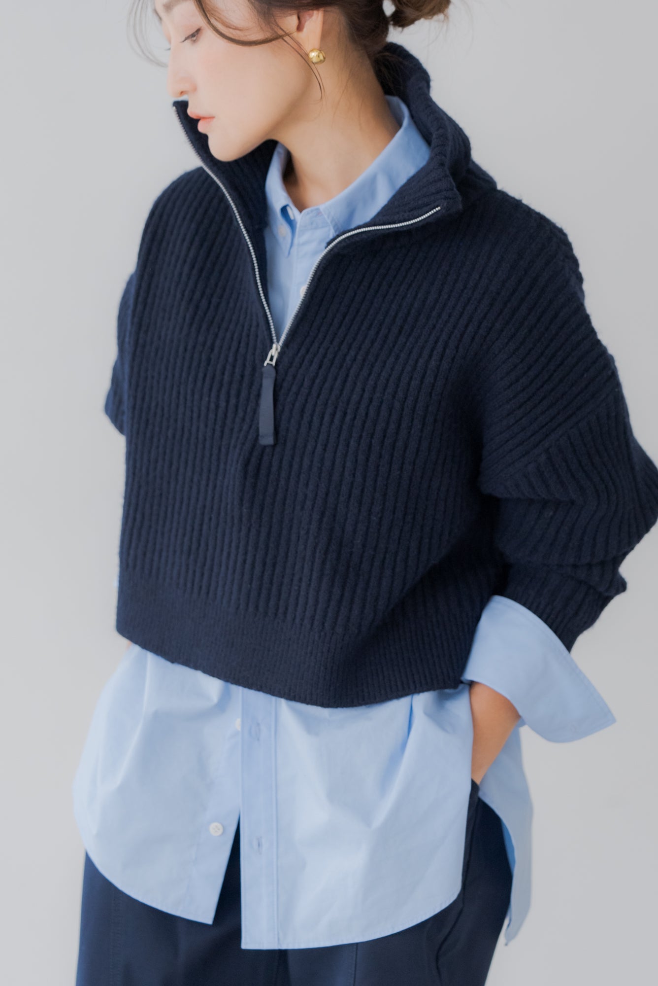 リグリーム　regleam ネイビー　サイドファスナーエンボスニット ジップネックニット｜ZIP NECK KNITの通販｜regleam