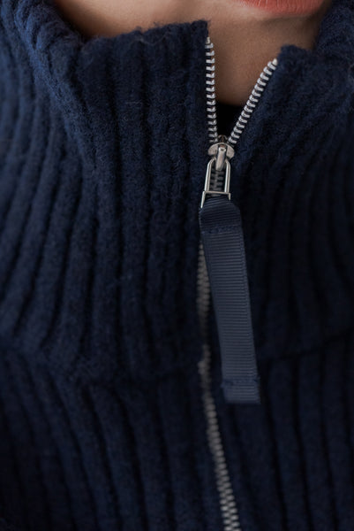 【11月12日(水)20:00〜 販売開始】ジップネックニット｜ZIP NECK KNIT