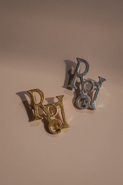 【10月4日(土)12:00〜 受注予約開始】ロゴブローチ｜LOGO BROOCH