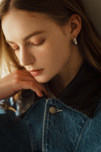 【2月10日(火)20:00〜 販売開始】アクセントカラーデニムジャケット｜ACCENT COLLAR DENIM JACKET