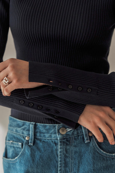 【12月9日(火)20:00〜 販売開始】リブタートルネック｜RIBBED TURTLE NECK