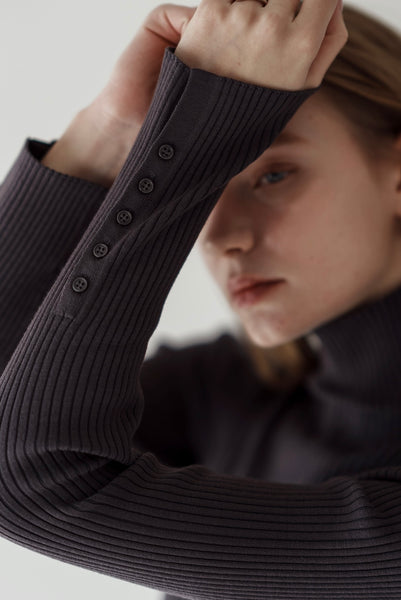 【12月9日(火)20:00〜 販売開始】リブタートルネック｜RIBBED TURTLE NECK
