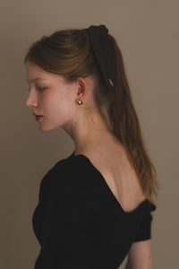 レザーリボンシュシュ｜LEATHER RIBBON SCRUNCHIEの通販｜regleam