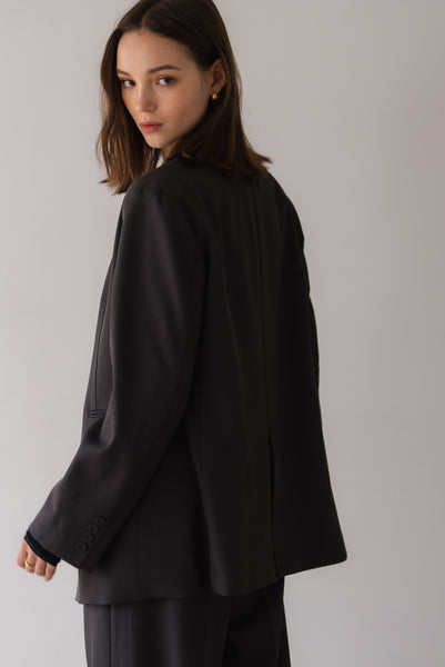 【2月25日(水)20:00〜 販売開始】ノーカラーシングルジャケット｜NO-COLLAR SINGLE JACKET