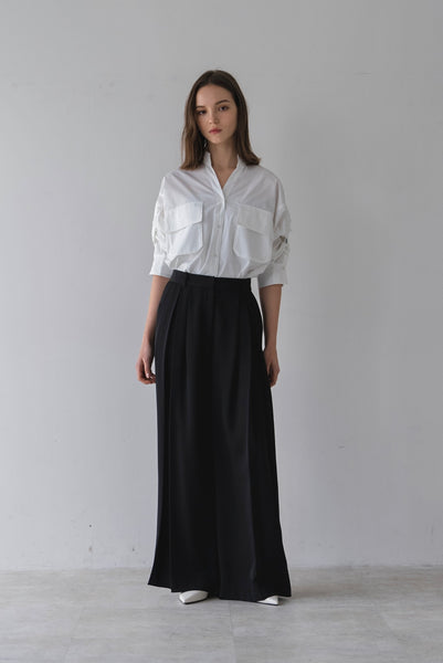 【2月10日(火)20:00〜 販売開始】タックフレアワイドパンツ｜TUCK FLARE WIDE PANTS