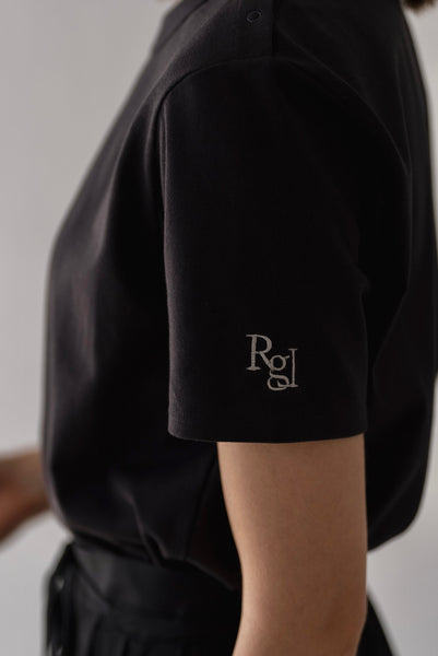【新品未使用】Regleam リグリーム ロゴ入りベーシックTシャツ ブラックM Rglロゴ入り ベーシック Tシャツ｜ Rgl LOGO BASIC TEEの通販｜regleam