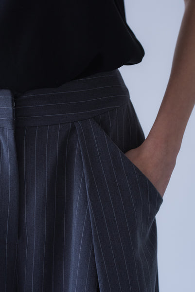 【6月22日(月)20:00〜 販売開始】ドレープストライプパンツ｜DRAPE STRIPED PANTS