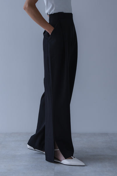 【7月23日(木)20:00〜 販売開始】スリットフレアパンツ｜SLIT FLARE PANTS