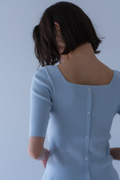 【8月18日(火)20:00〜 販売開始】スクエア2WAYニット｜SQUARE NECK 2WAY KNIT