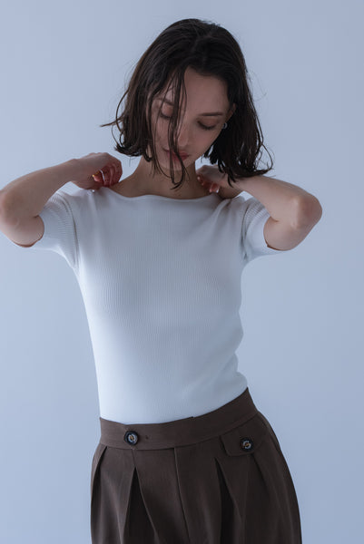 【8月18日(火)20:00〜 販売開始】スクエア2WAYニット｜SQUARE NECK 2WAY KNIT