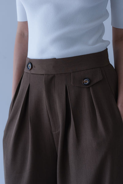 【2026年9月 POPUP】ウエストタブタックパンツ｜WAIST TAB TUCK PANTS