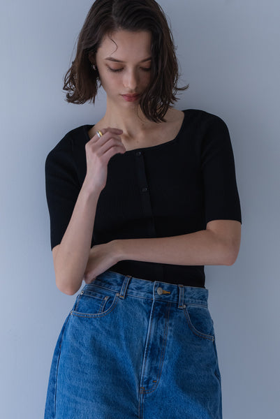 【8月18日(火)20:00〜 販売開始】スクエア2WAYニット｜SQUARE NECK 2WAY KNIT