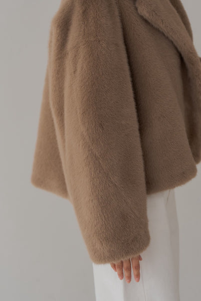 【9月8日(月)20:00〜 先行予約開始】ショートファージャケット｜SHORT FUR JACKET