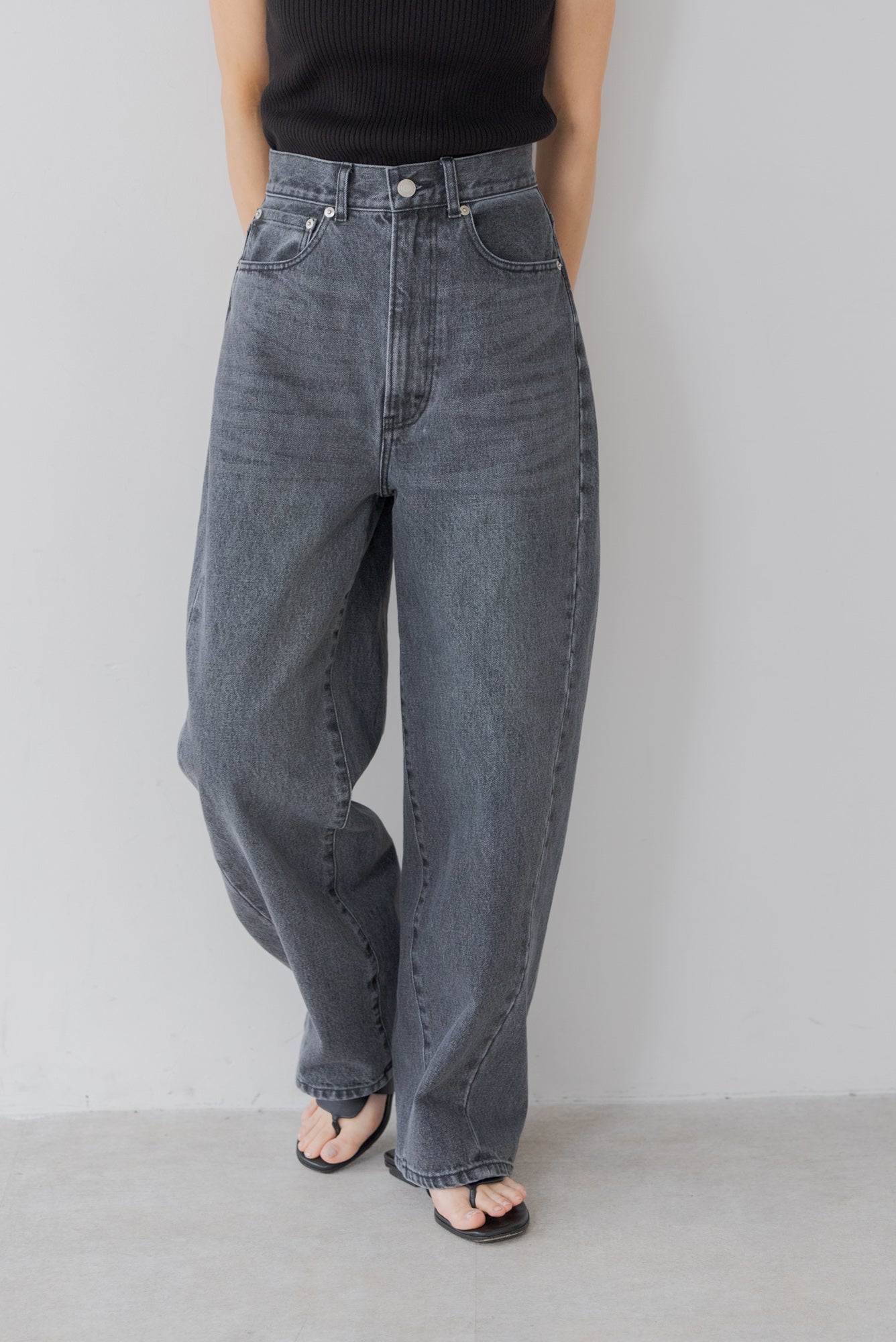regleam カーブワイドデニム ブラック カーブワイドデニム｜CURVE WIDE DENIMの通販｜regleam