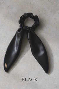 レザーリボンシュシュ｜LEATHER RIBBON SCRUNCHIEの通販｜regleam