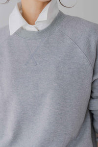 グレー 長袖スウェット　regleam ベーシックロゴスウェット｜BASIC LOGO SWEATの通販｜regleam