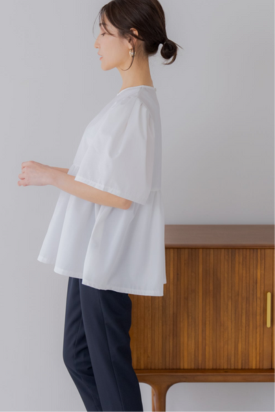 【6月16日(月)20:00〜 再販開始】ぺプラムギャザーブラウス｜PEPLUM GATHERED BLOUSE
