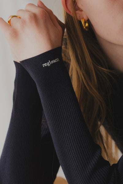 【1月25日(日)12:00〜 受注予約開始】ロゴリブニット｜LOGO RIB KNIT