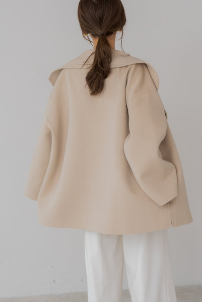 【9月8日(月)20:00〜 先行予約開始】ストール付きショートコート｜STOLE SHORT COAT