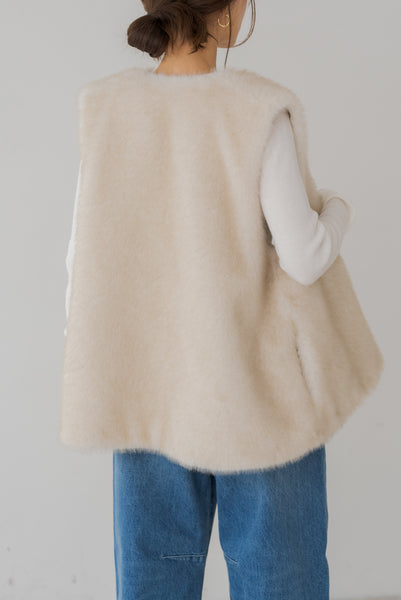 【9月8日(月)20:00〜 先行予約開始】シェイプコードファーベスト｜SHAPE CORD FUR VEST