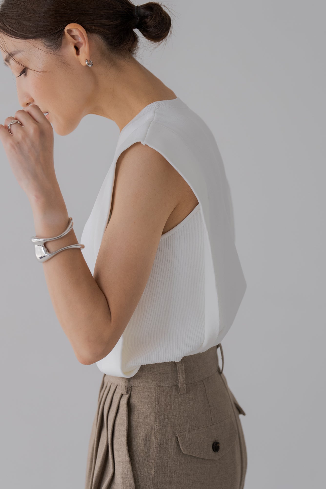 サイドオープンノースリニット NO SLEEVE KNIT regleam サイドオープンノースリニット｜SIDE OPEN NO SLEEVE KNITの通販