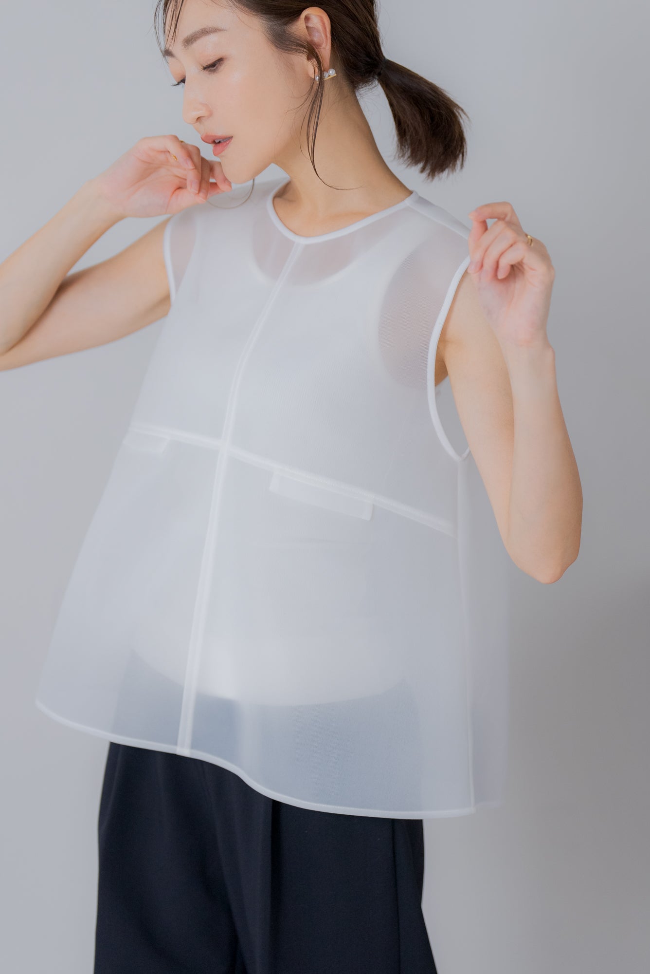 シアーラッセル ノースリトップス｜SHEER RUSSEL NO SLEEVE TOPSの通販