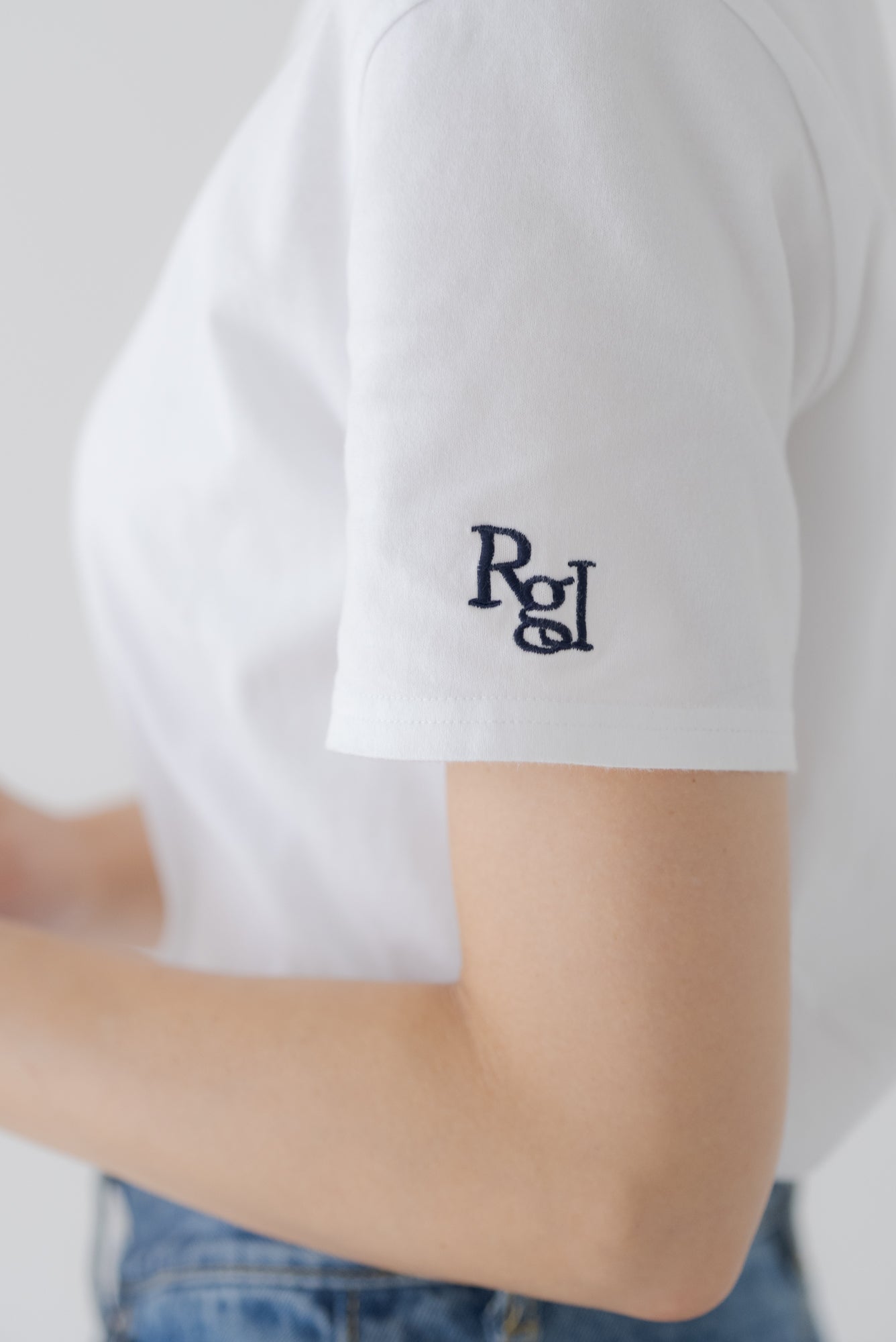 Rglロゴ入り ベーシック Tシャツ｜ Rgl LOGO BASIC TEEの通販｜regleam