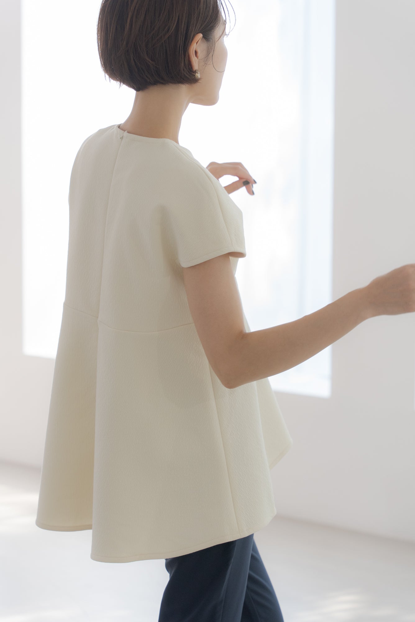 お歳暮ならオンライン 楊柳チュニック ｜ STRIPED CREPE TUNICの通販｜regleam トップス