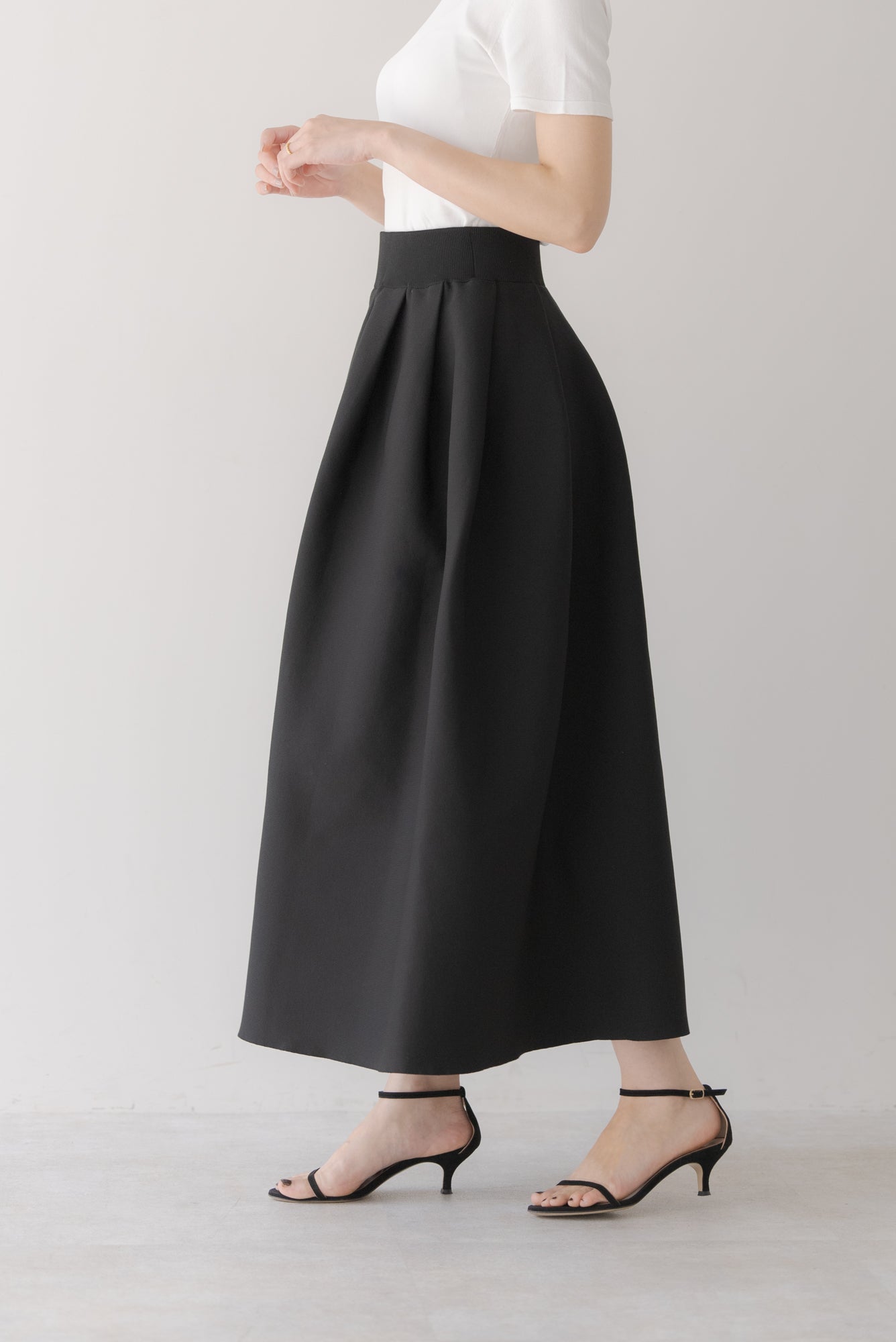 ボリュームニットスカート｜VOLUME KNIT SKIRTの通販｜regleam 