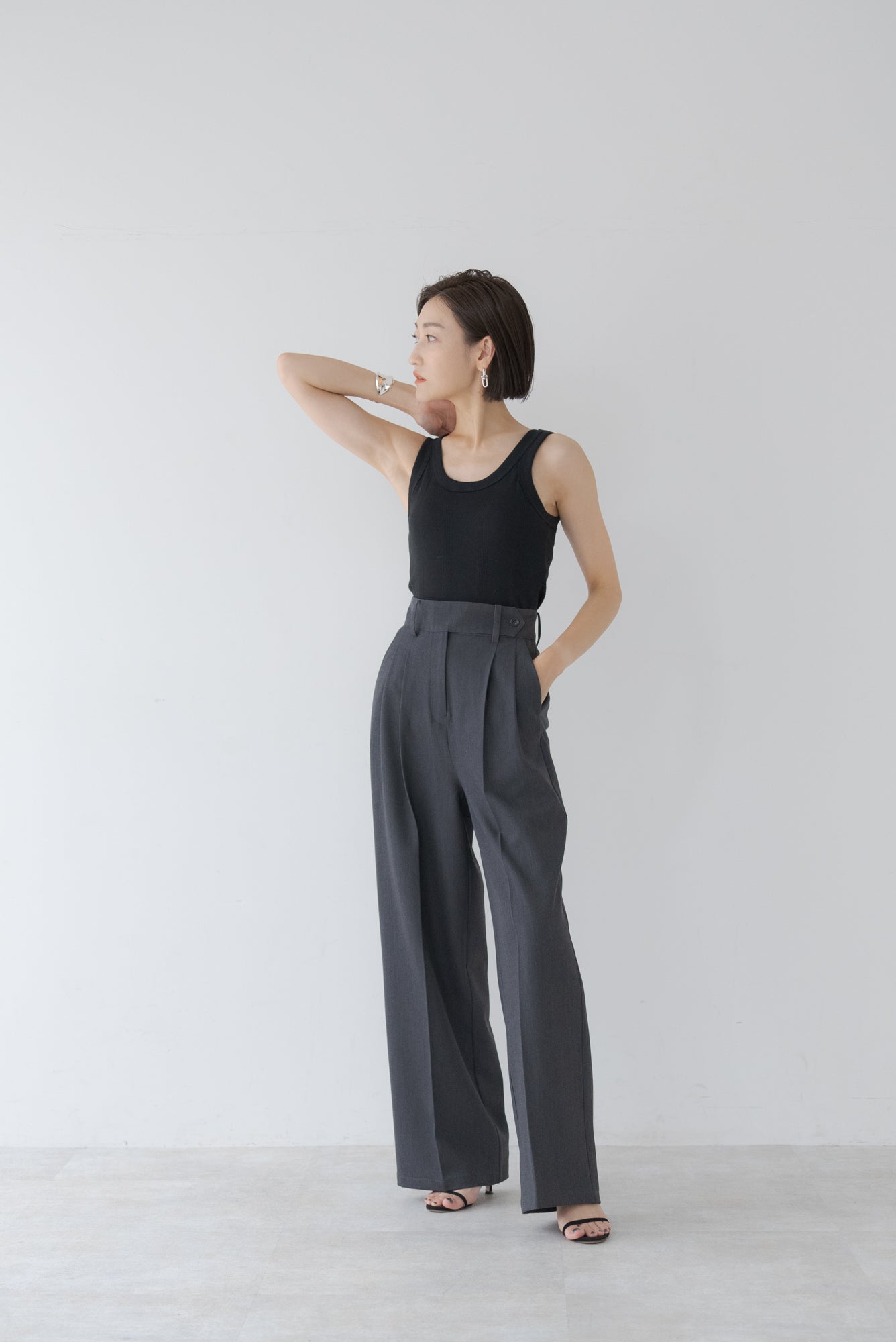 ツータックワイドパンツ｜ TWO-TUCK WIDE PANTSの通販｜regleam