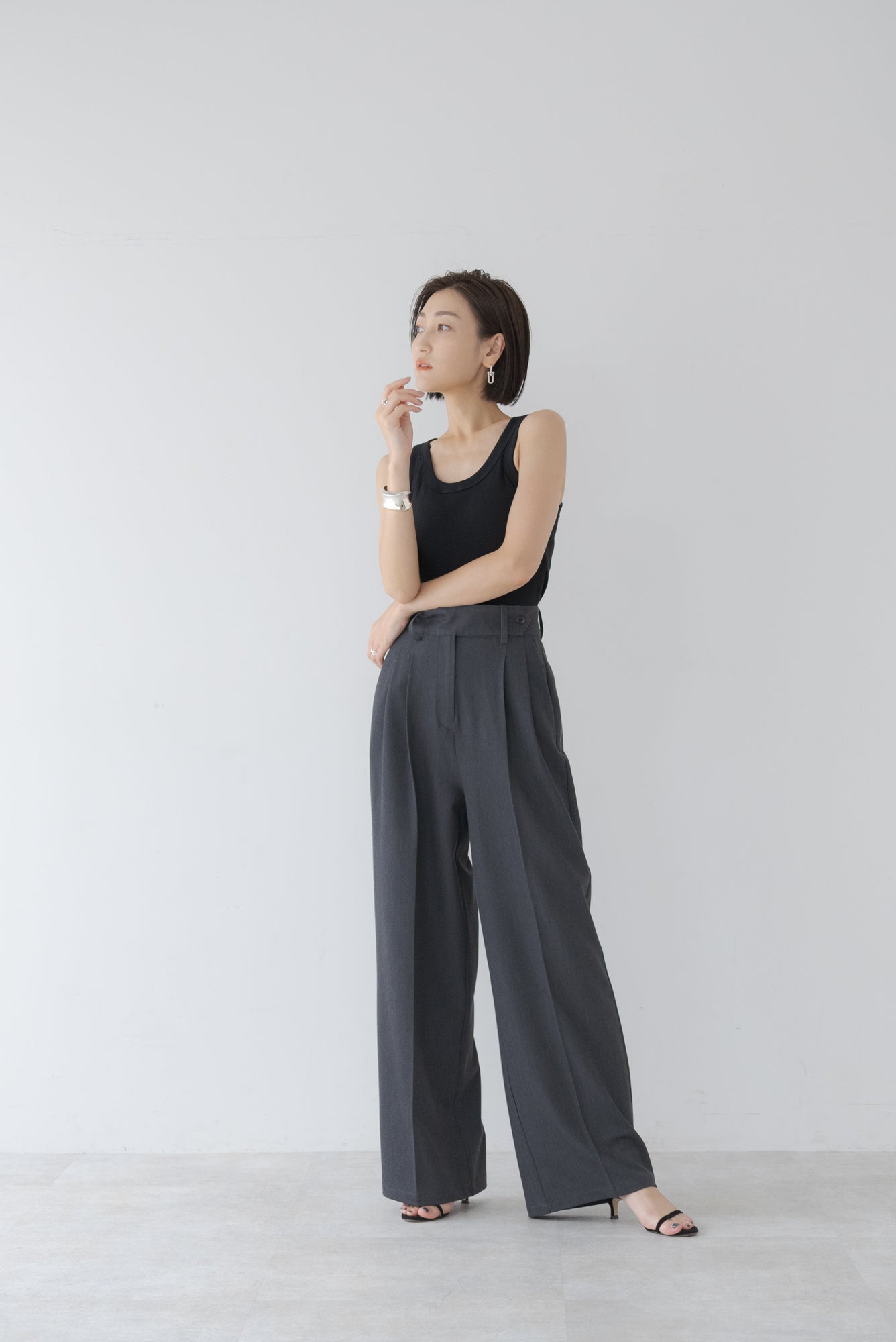 最適な材料 ツータックワイドパンツ｜ PANTSの通販｜regleam WIDE TWO-TUCK パンツ